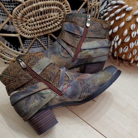L'Artiste Spring Step Shazzam Leather Hand Painted Ankle Booties Artsy Boho NWOB - Picture 7 of 16